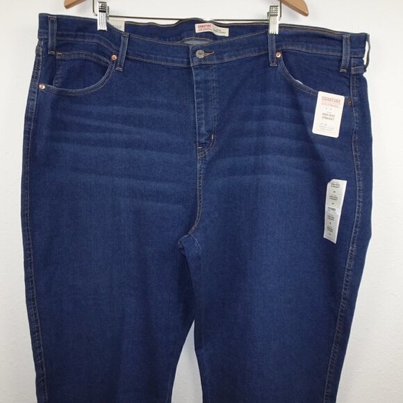 Levi Strauss Signature Jeans Women's Plus Size 28 Blue Stretch Denim Straight - Picture 2 of 10